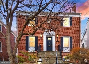 Building Photo - 4714 Upton St NW