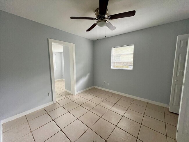 Foto del edificio - 5751 Louisiana Ave