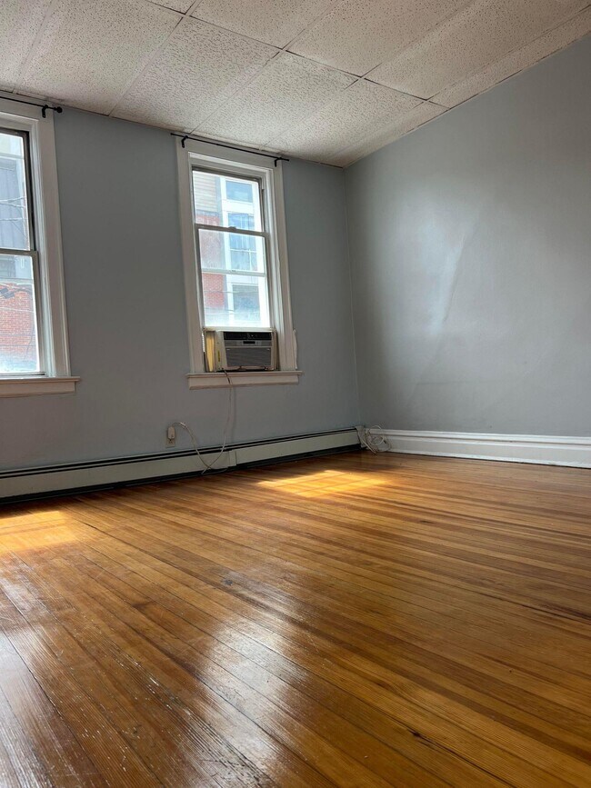 Foto del edificio - 304 2nd St