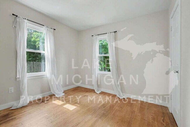 Foto del edificio - 704 Buckingham St SW