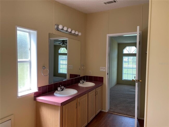 Building Photo - 4733 Dove Cross Dr