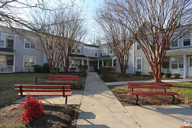 Foto del edificio - Indian Head Village