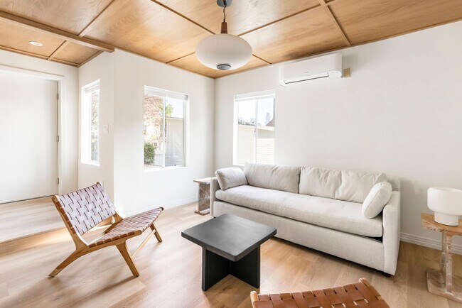 Foto del edificio - 1400 Carroll Ave
