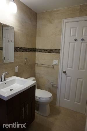 Foto del edificio - 7202 Juniper Valley Rd