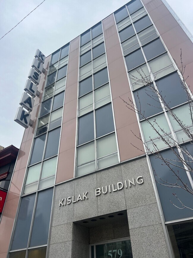 Building Photo - 579 Broad St