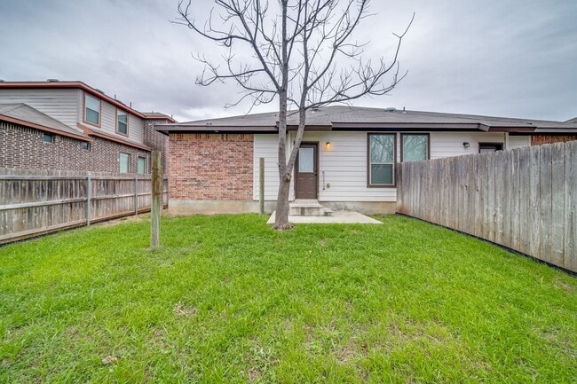 Building Photo - Right Unit, 2-Unit Townhome, One-Story