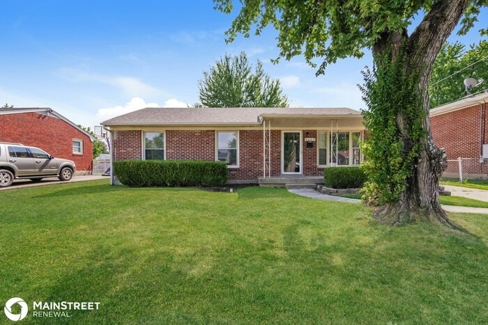 Primary Photo - 8605 Moody Rd, Louisville, KY 40219