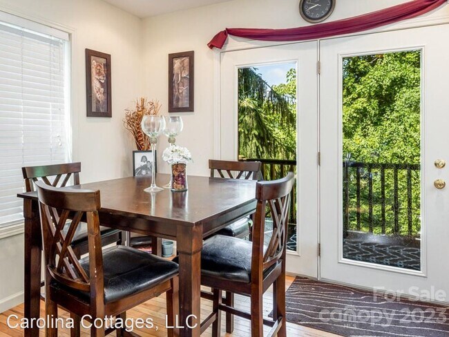 Foto del edificio - 2 br, 1.5 bath House - 6 North Blake B