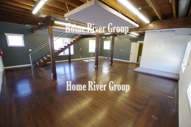 Building Photo - Commercial - Corner Lot - Loft Space  1100