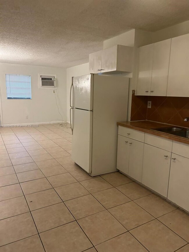 Foto del edificio - 1631 SW 44th Ave