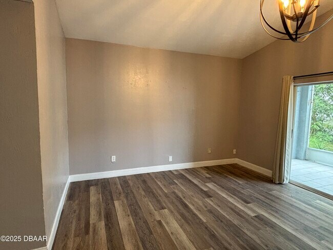 Foto del edificio - 5426 Landis Ave