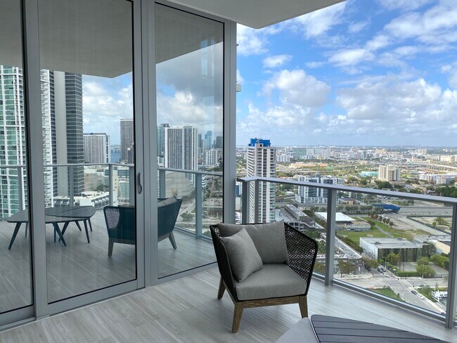 Foto del edificio - Artisan Club Condominiums