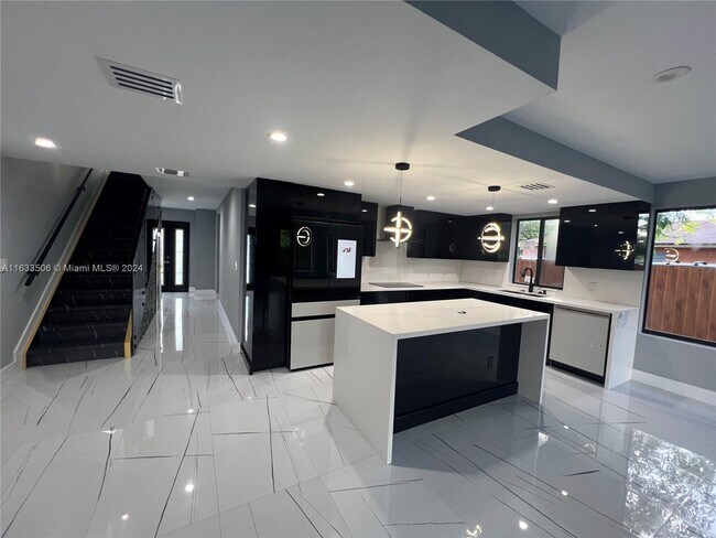 Foto del edificio - 2390 NW 93rd Terrace