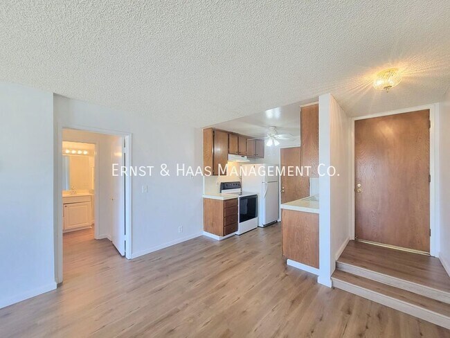 Building Photo - 3565 Linden Ave