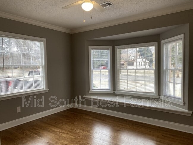 Building Photo - 3141 Carnes Ave
