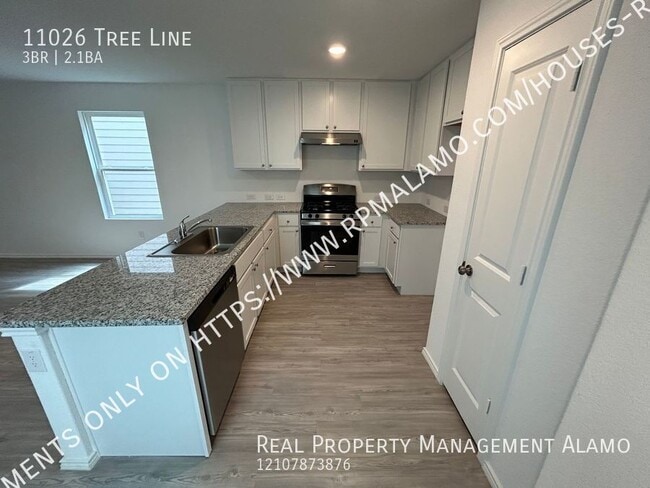 Building Photo - 11026 Tree Line