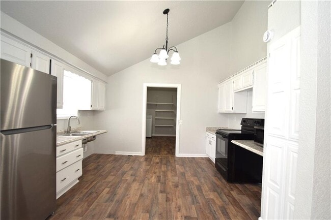 Building Photo - 196 Western Heights Cir