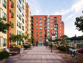 Building Photo - Merritt River Apartments