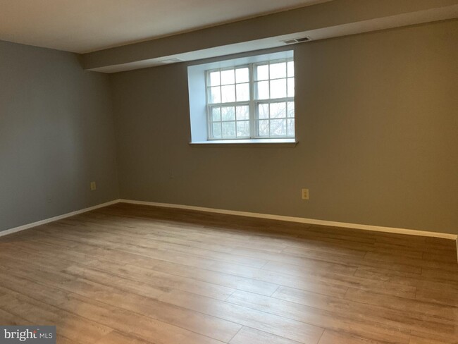 Building Photo - 11914 Tarragon Rd