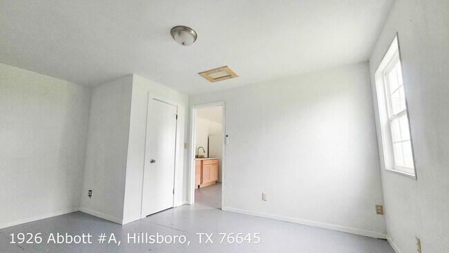 Building Photo - Peaceful & Practical: Freshly Updated Tiny...