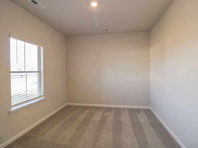 Building Photo - East Limestone Home at Craft Springs near Mooresville Rd and New Publix!