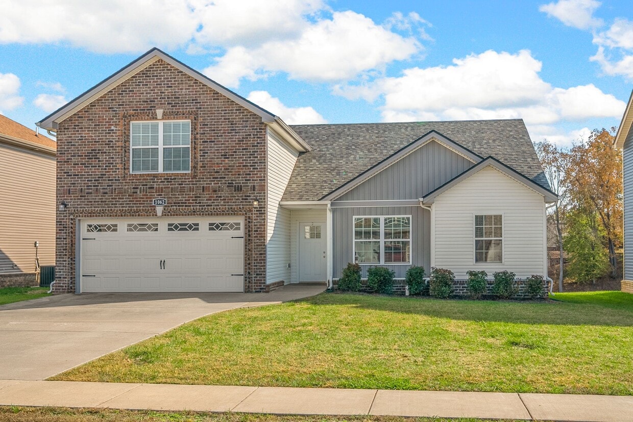 Foto principal - 1062 Whitney Dr