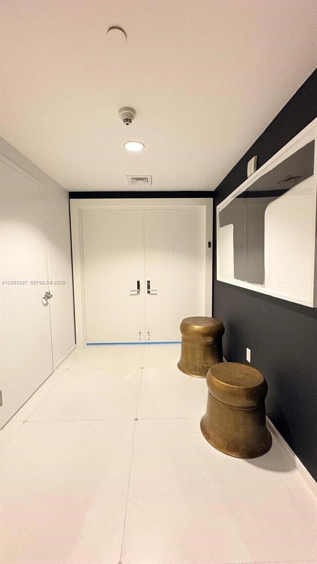 Foto del edificio - 900 Biscayne Blvd