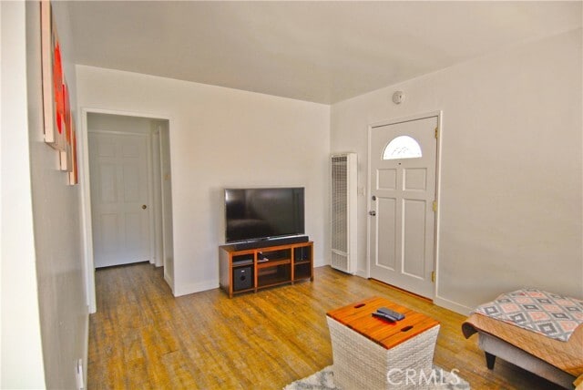 Building Photo - 1446 Manhattan Beach Blvd