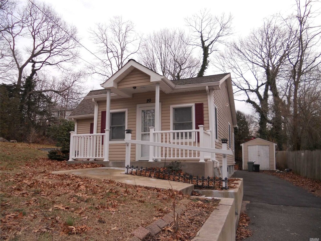 Primary Photo - 20 Jerome Rd