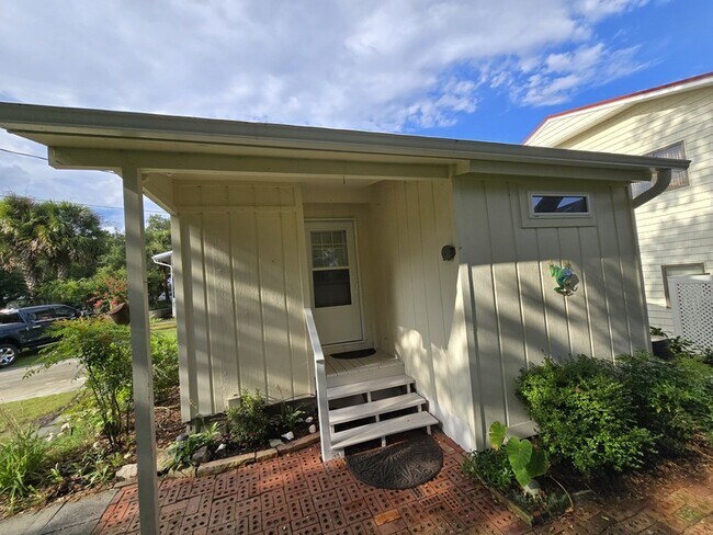 Foto del edificio - 337 Dogwood Ln