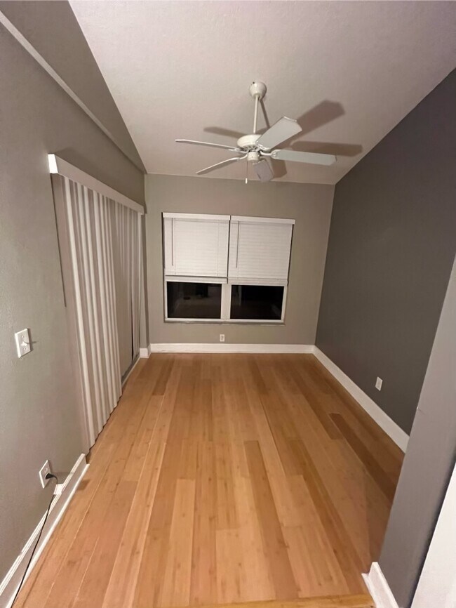 Foto del edificio - 171 Portside Ave