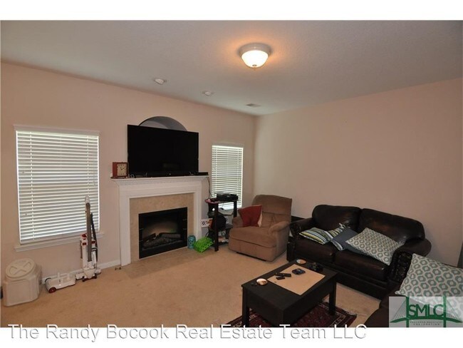 Foto del edificio - 3 br, 2.5 bath House - 30 Willow Oak