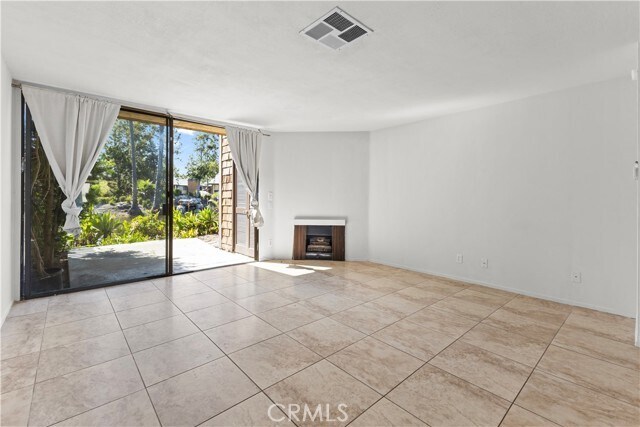 Foto del edificio - 12750 Centralia St