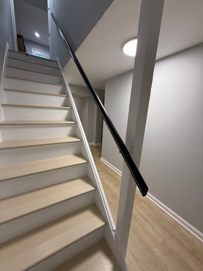 Building Photo - 8238 Imperial Dr