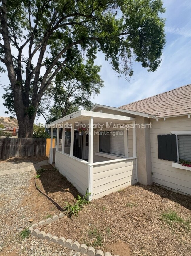 Building Photo - 4185 Selma Ave