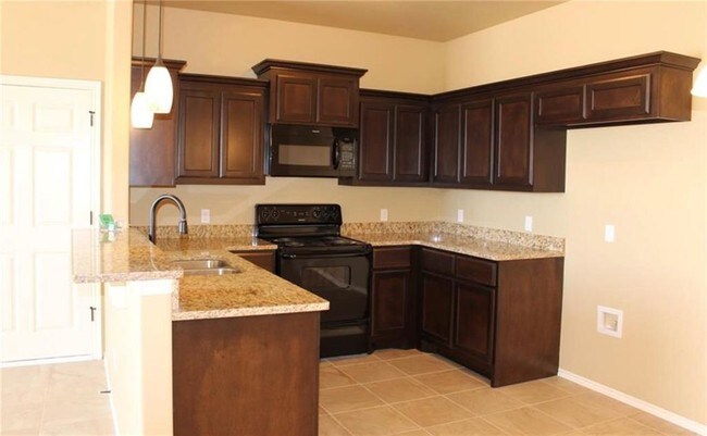 Building Photo - 1309 Garden Gate Dr