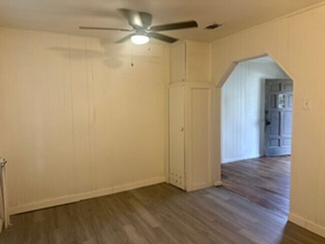 Building Photo - 3117 N 26th St