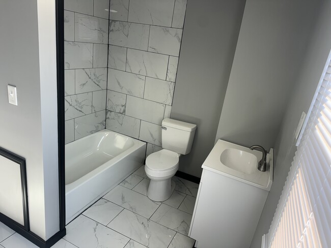 Foto del edificio - 706 Church St