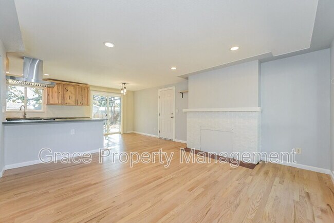 Foto del edificio - 4728 Cody St