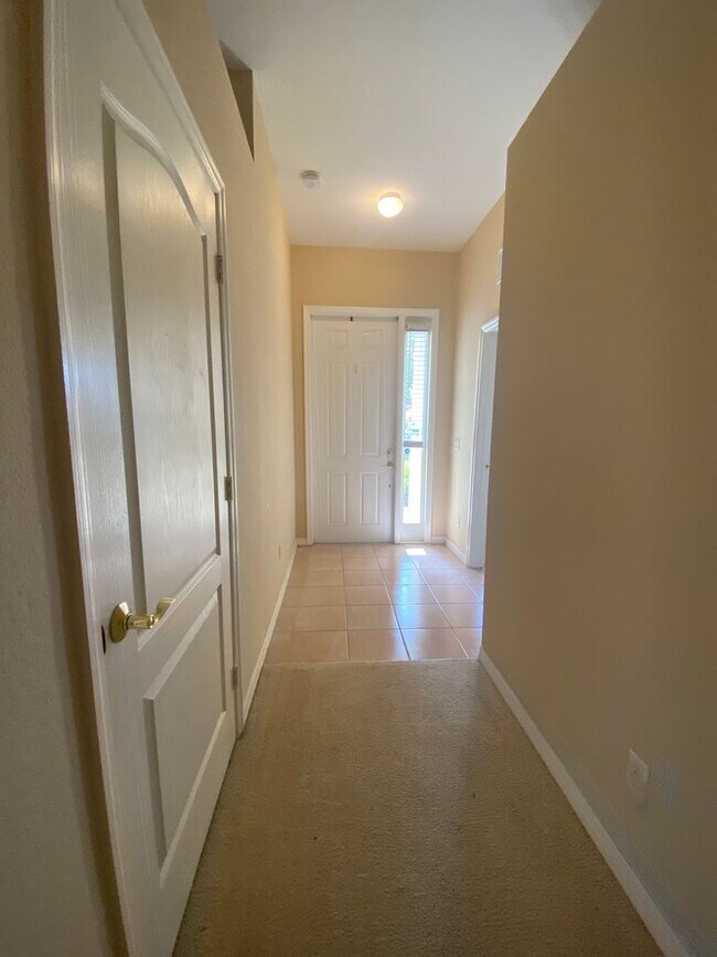 Foto del edificio - 2677 Blue Cypress Lake Ct