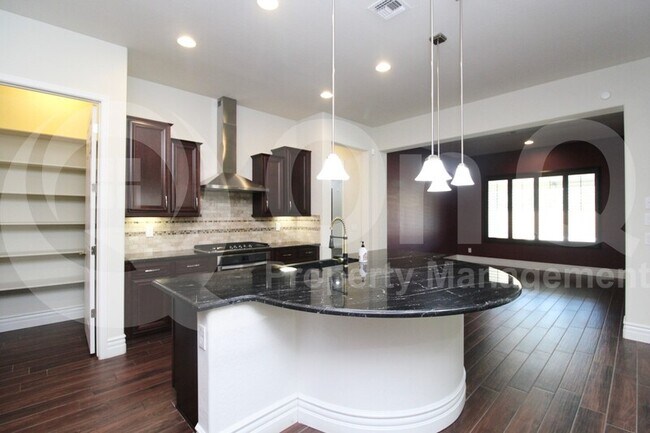 Foto del edificio - 26756 W Piute Ave