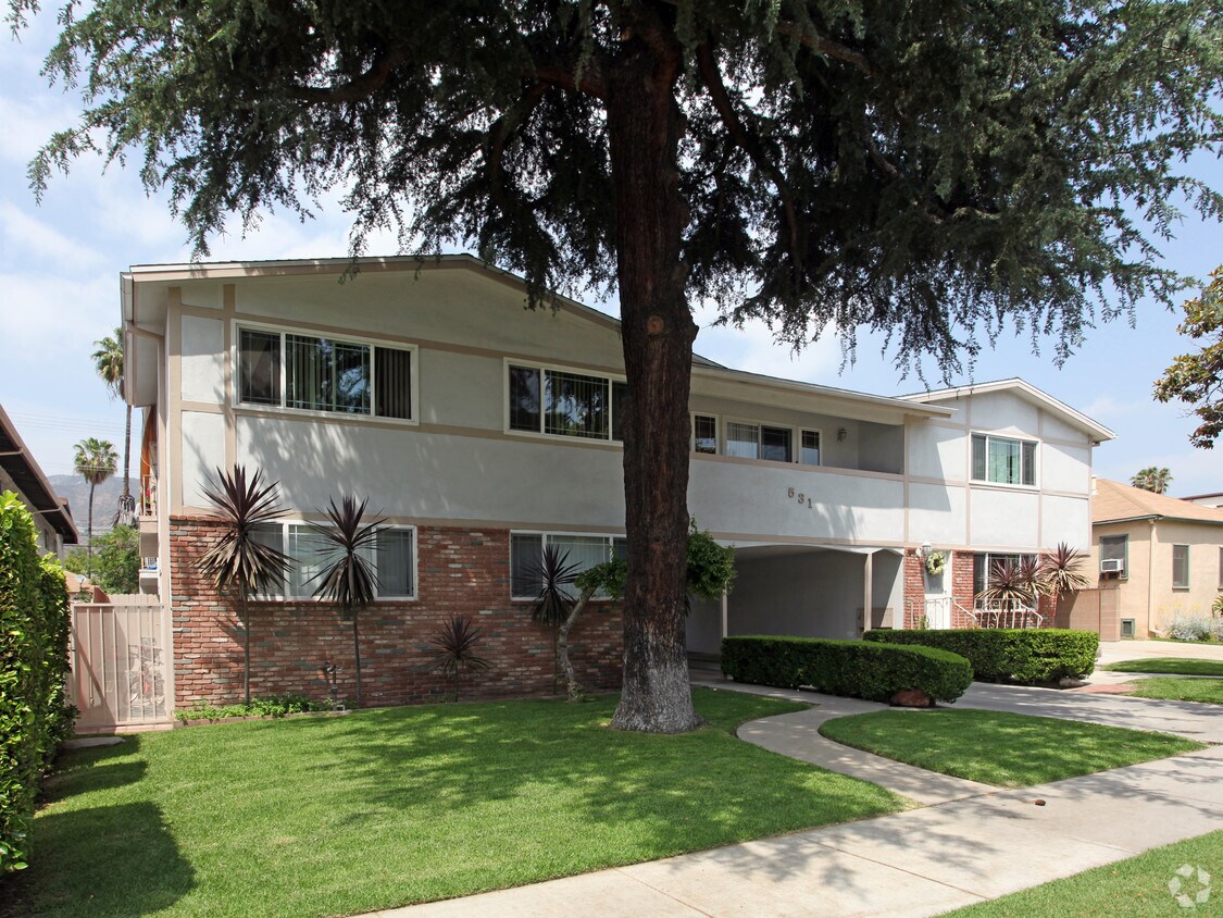 Building Photo - Stocker Apartments