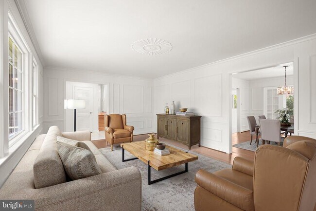 Foto del edificio - 7109 Radnor Rd