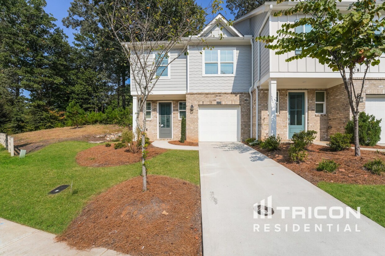 Foto principal - 1970 Rosemary Park Ln