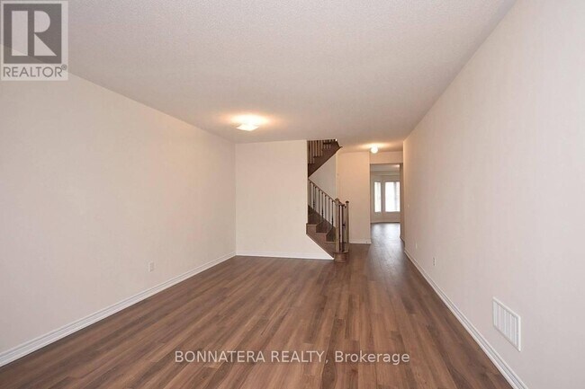 Building Photo - 462 Terrace Wy