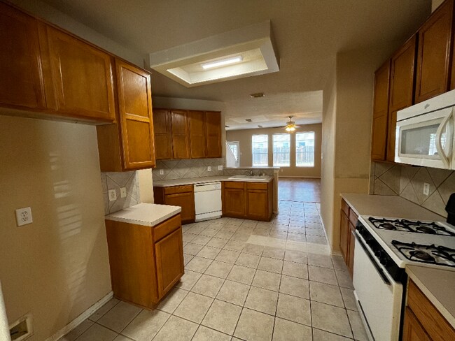 Foto del edificio - 19410 Maywood Falls Cir