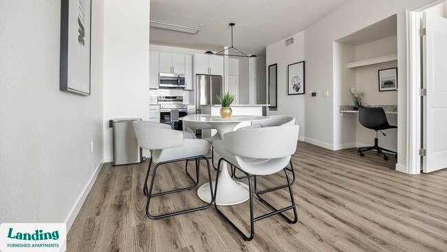 Foto del edificio - 7166 W Custer Ave