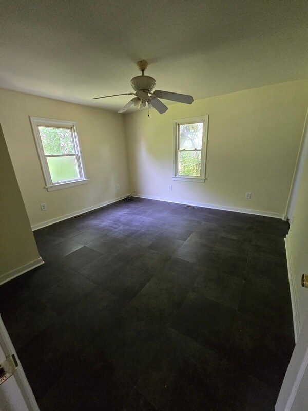 Foto del edificio - 1302 N 28th St