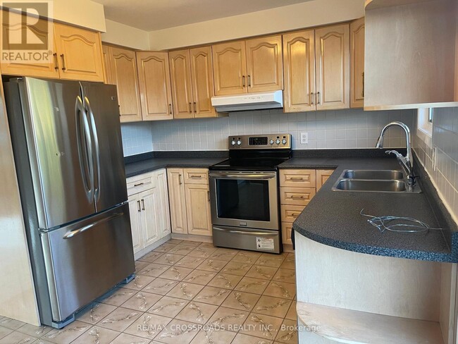 Building Photo - 51 Pleasant View Dr