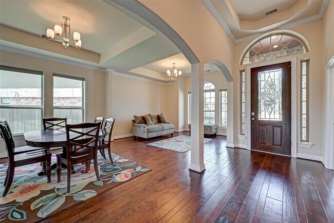 Building Photo - 6503 Rosewood Manor Ct